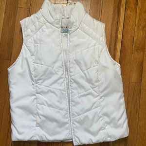 White vest